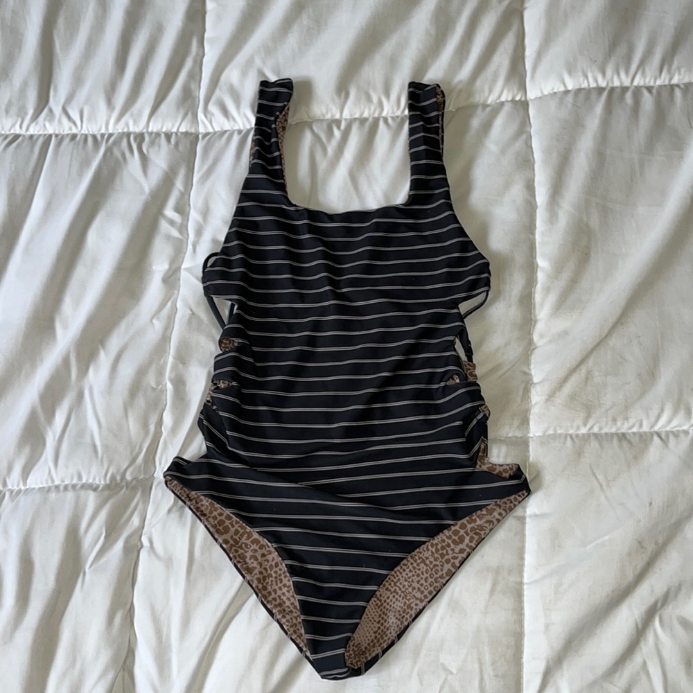 acacia one piece
